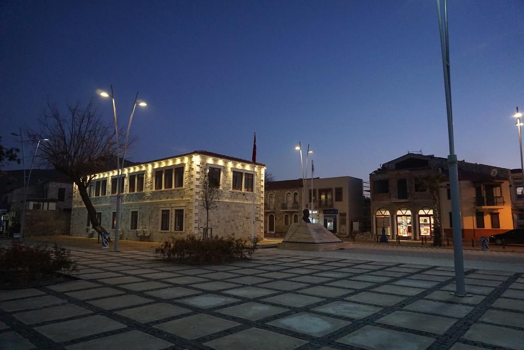 Villa Fokai Hotel Yenifoca Exterior foto